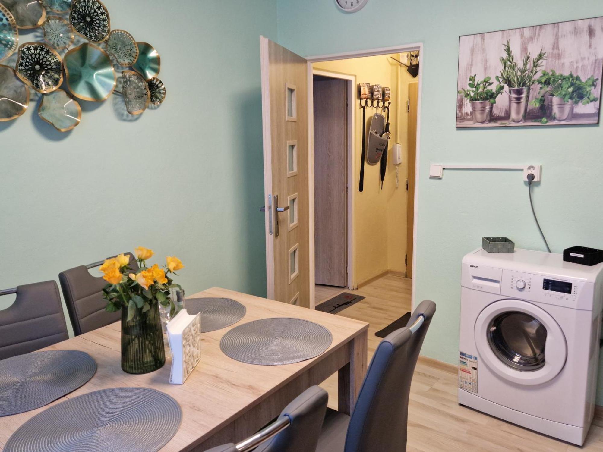באנסקה ביסטריצה Veludo Apartments Centrum Free Parking מראה חיצוני תמונה